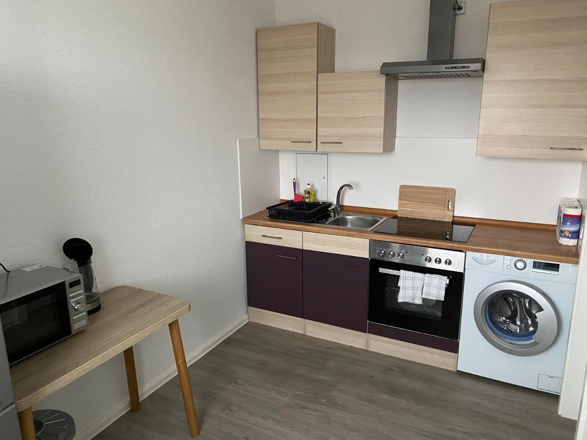 Schöne Monteurwohnung In Grünau * Leipzig